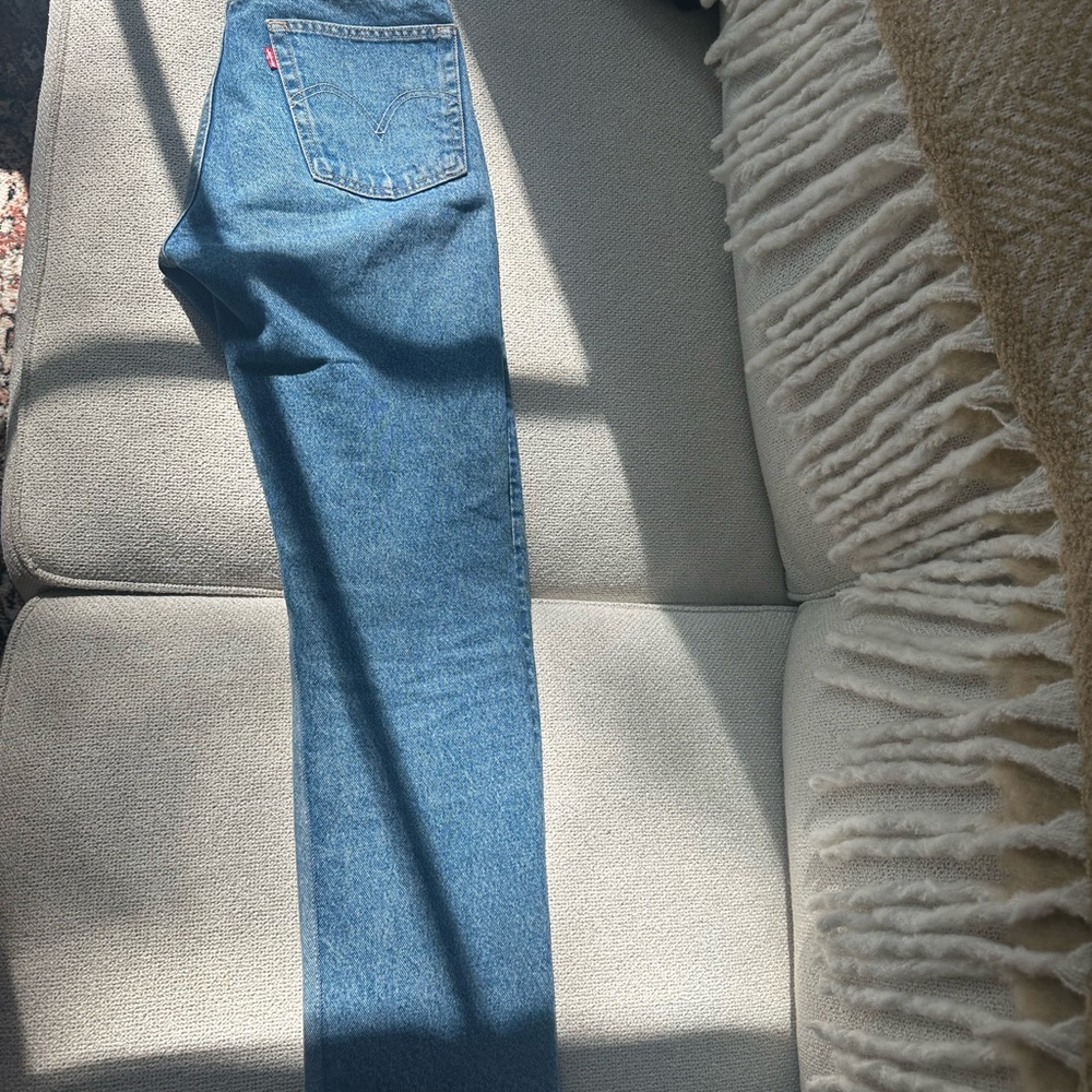 Levi’s 501 spliced two toned jeans - Picture 6 of 12